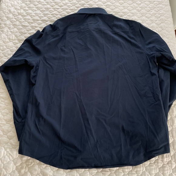UNTUCKit Castello WF Button Down Shirt Size XL - Picture 2 of 7